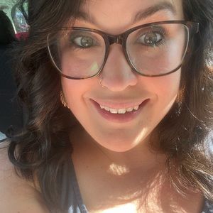 Meet your Posher, Melanie